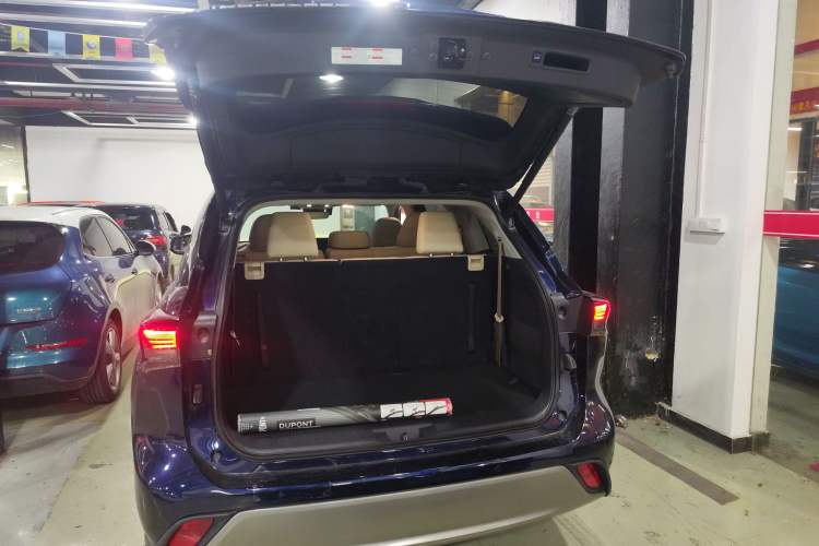 Used Toyota Highlander 2022 Dual-Engine 2.5L Two-Wheel Drive Prestige Edition 7-Seater Trunk