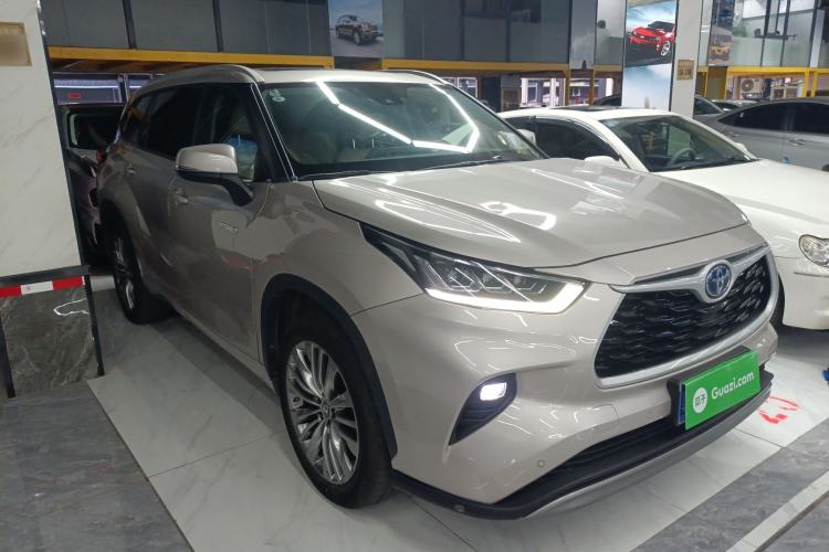 Used Toyota Highlander 2022 Dual-Engine 2.5L Four-Wheel Drive Prestige Version 7 Seats Exterior 2