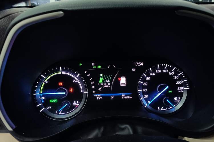 Used Toyota Highlander 2022 Dual-Engine 2.5L Four-Wheel Drive Prestige Version 7 Seats Instrument Cluster