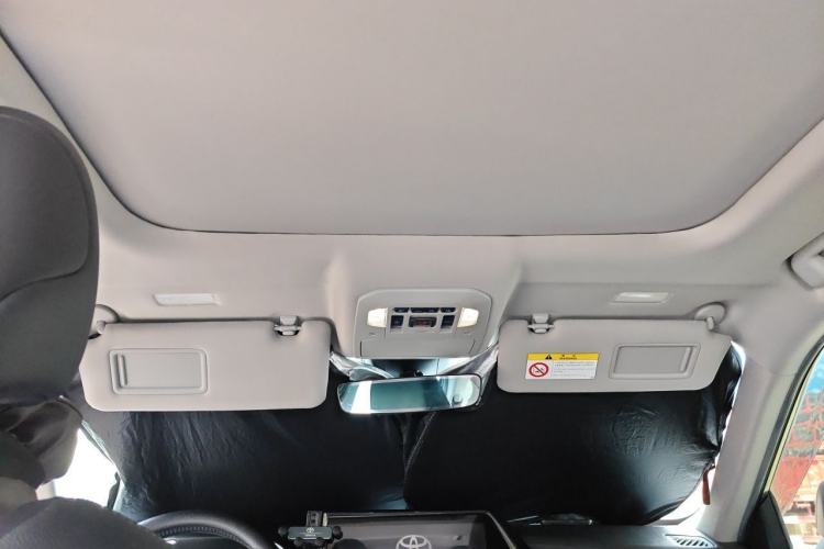 Used Toyota Highlander 2022 Dual-Engine 2.5L Four-Wheel Drive Prestige Version 7 Seats Headliner