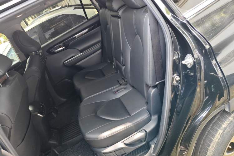 Used Toyota Highlander 2022 Dual-Engine 2.5L Four-Wheel Drive Prestige Version 7 Seats Left Rear Seat