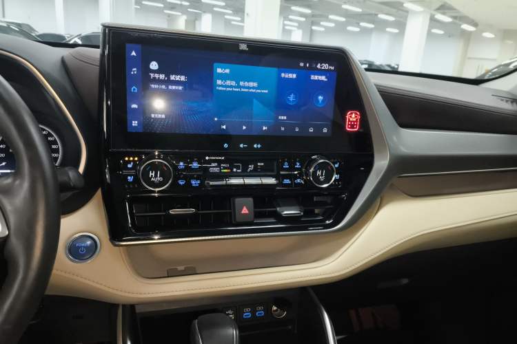 Used Toyota Highlander 2022 Dual-Engine 2.5L Four-Wheel Drive Supreme Edition 7-Seater Audio And AC Panel