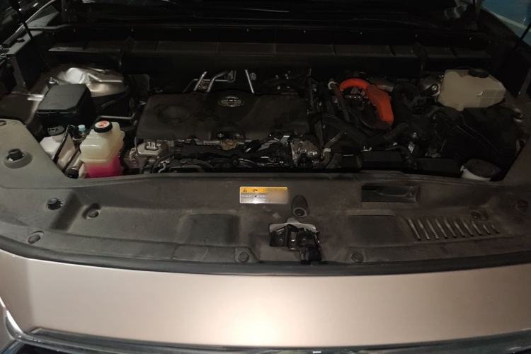 Used Toyota Highlander 2022 Dual-Engine 2.5L Four-Wheel Drive Supreme Edition 7-Seater Engine Bay