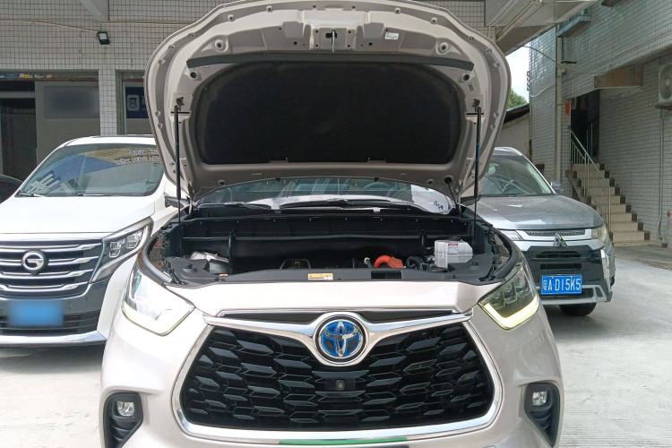 Used Toyota Highlander 2022 Dual-Engine 2.5L Four-Wheel Drive Supreme Edition 7-Seater Engine Bay
