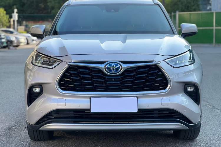 Used Toyota Highlander 2022 Dual-Engine 2.5L Four-Wheel Drive Supreme Edition 7-Seater Exterior 6