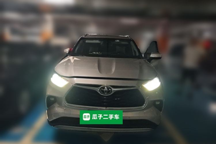 Used Toyota Highlander 2022 Dual-Engine 2.5L Four-Wheel Drive Supreme Edition 7-Seater Front