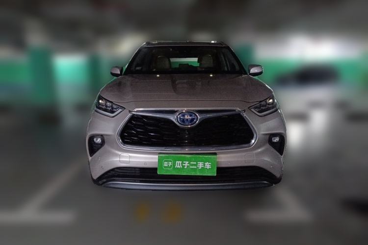 Used Toyota Highlander 2022 Dual-Engine 2.5L Two-Wheel Drive Prestige Edition 7-Seater Front