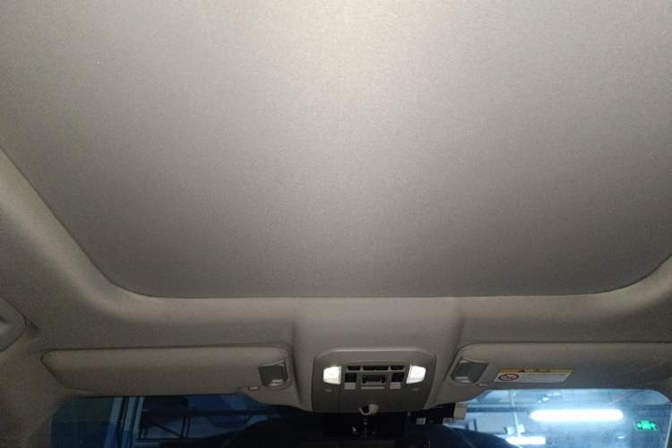 Used Toyota Highlander 2022 Dual-Engine 2.5L Two-Wheel Drive Prestige Edition 7-Seater Headliner