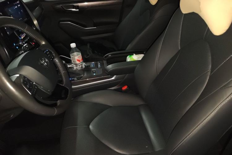 Used Toyota Highlander 2022 Dual-Engine 2.5L Four-Wheel Drive Supreme Edition 7-Seater Left Front Seat