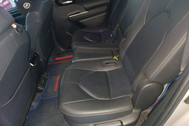 Used Toyota Highlander 2022 Dual-Engine 2.5L Four-Wheel Drive Prestige Version 7 Seats Left Rear Seat