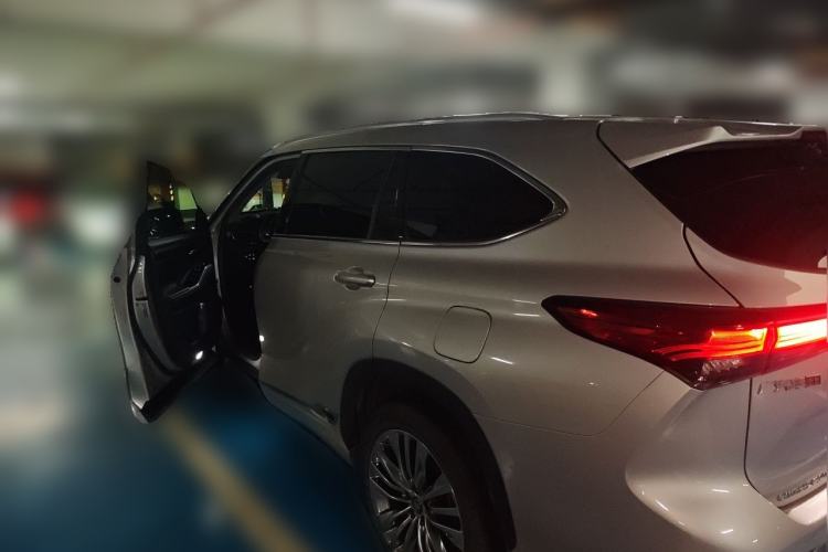 Used Toyota Highlander 2022 Dual-Engine 2.5L Four-Wheel Drive Supreme Edition 7-Seater Rear Left 45 Deg