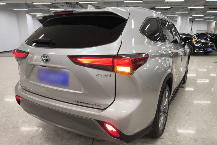 Used Toyota Highlander 2022 Dual-Engine 2.5L Four-Wheel Drive Supreme Edition 7-Seater Rear Right 45 Deg