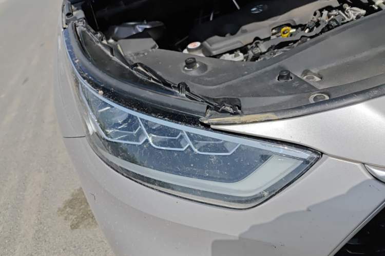 Used Toyota Highlander 2022 Dual-Engine 2.5L Four-Wheel Drive Prestige Version 7 Seats Right Front Headlight