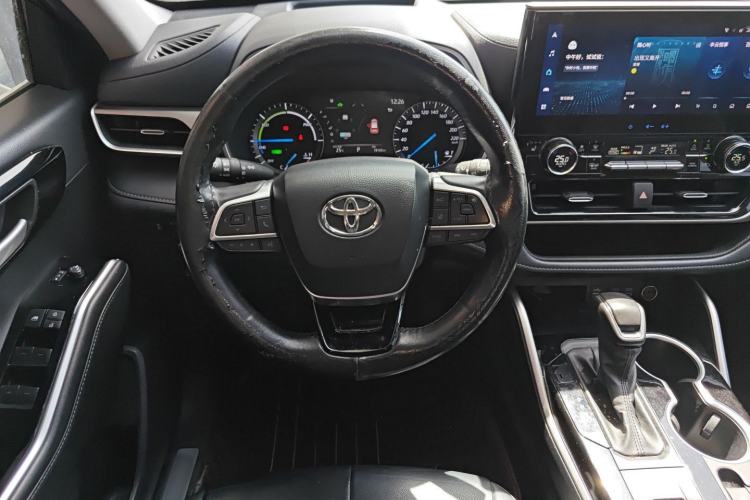 Used Toyota Highlander 2022 Dual-Engine 2.5L Four-Wheel Drive Prestige Version 7 Seats Steering Wheel