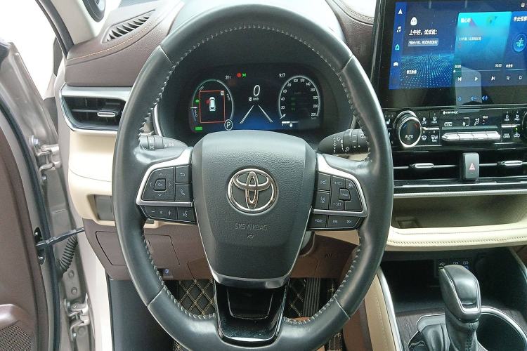 Used Toyota Highlander 2022 Dual-Engine 2.5L Four-Wheel Drive Supreme Edition 7-Seater Steering Wheel
