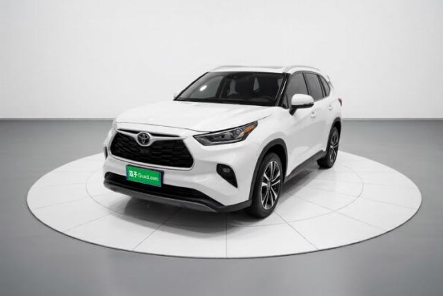 Toyota Highlander 2022 Dual-Engine 2.5L Four-Wheel Drive Luxury Edition 7 Seats с пробегом