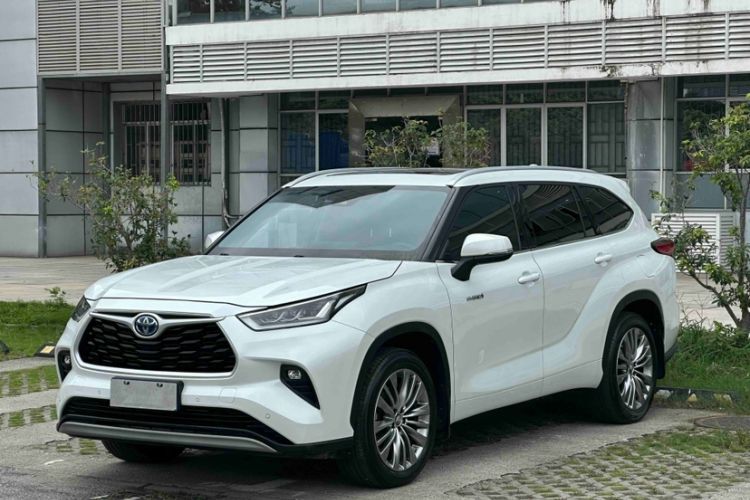 Used Toyota Highlander 2022 Dual-Engine 2.5L Four-Wheel Drive Prestige Version 7 Seats Guazi used car, China used car export, Used car for sale, Used  cars, Cheapest cars for sale