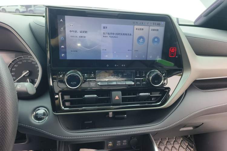 Used Toyota Highlander 2022 380T Four-Wheel Drive Prestige Edition 7-Seater Audio And AC Panel