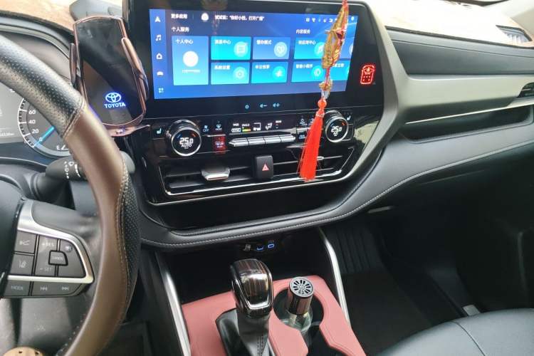 Used Toyota Highlander 2022 Dual-Engine 2.5L Four-Wheel Drive Prestige Version 7 Seats Audio And AC Panel