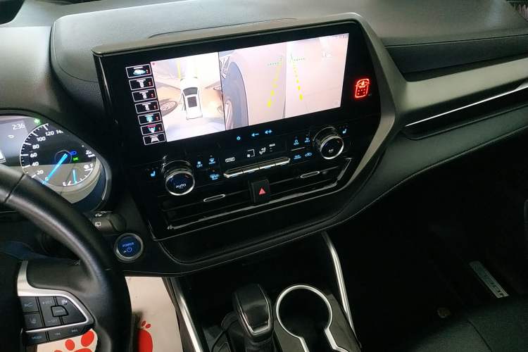 Used Toyota Highlander 2022 Dual-Engine 2.5L Four-Wheel Drive Prestige Version 7 Seats Audio And AC Panel