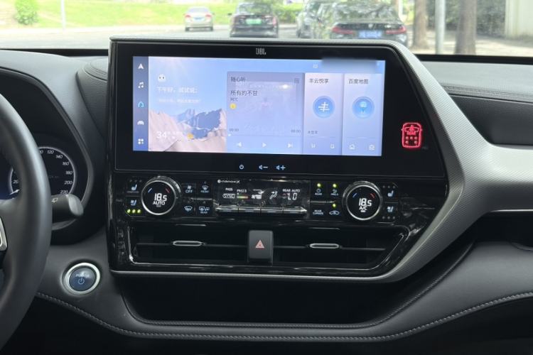 Used Toyota Highlander 2022 Dual-Engine 2.5L Four-Wheel Drive Supreme Edition 7-Seater Audio And AC Panel