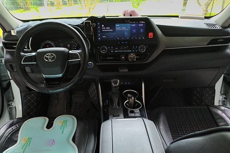 Used Toyota Highlander 2022 Dual-Engine 2.5L Four-Wheel Drive Prestige Version 7 Seats Center Console