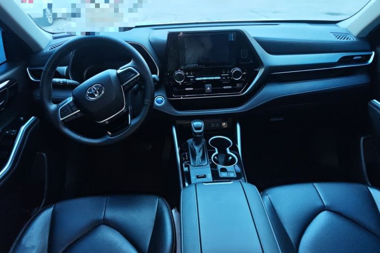 Used Toyota Highlander 2022 Dual-Engine 2.5L Two-Wheel Drive Elite Edition 5 Seats Center Console