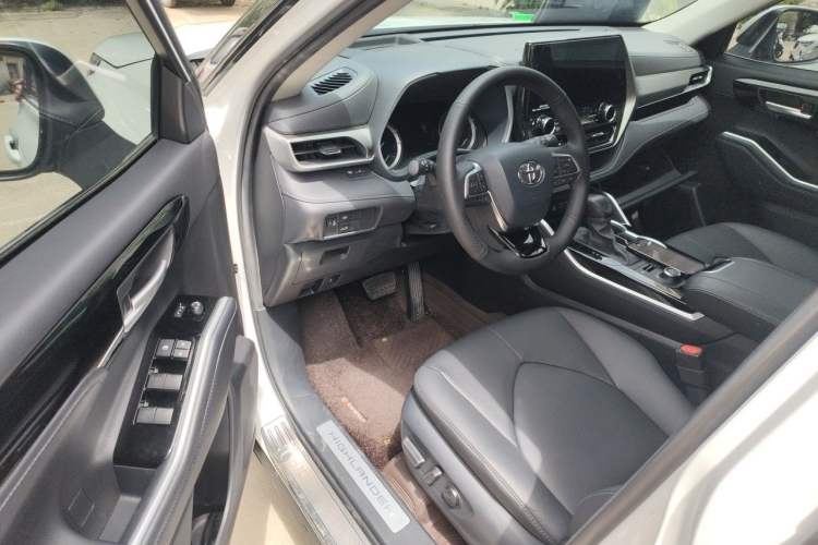 Used Toyota Highlander 2022 380T Four-Wheel Drive Prestige Edition 7-Seater Driver Seat