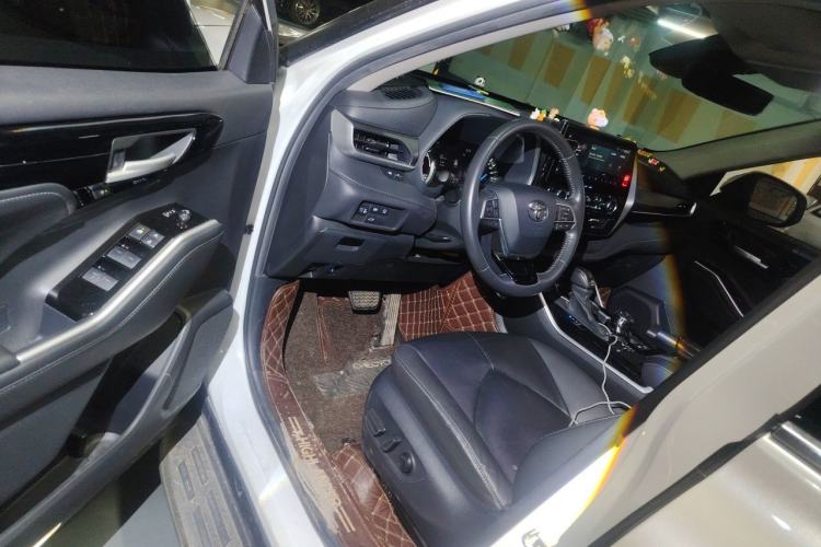 Used Toyota Highlander 2022 Dual-Engine 2.5L Four-Wheel Drive Prestige Version 7 Seats Driver Seat