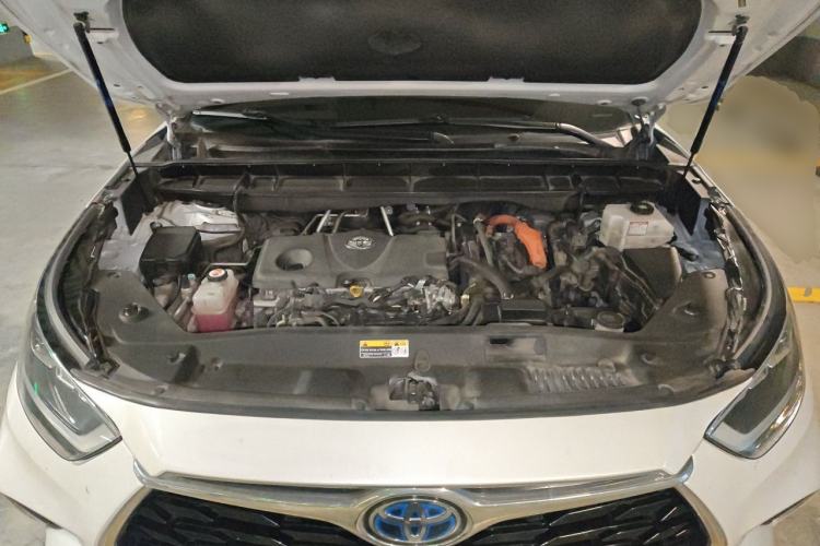 Used Toyota Highlander 2022 Dual-Engine 2.5L Four-Wheel Drive Supreme Edition 7-Seater Engine Bay