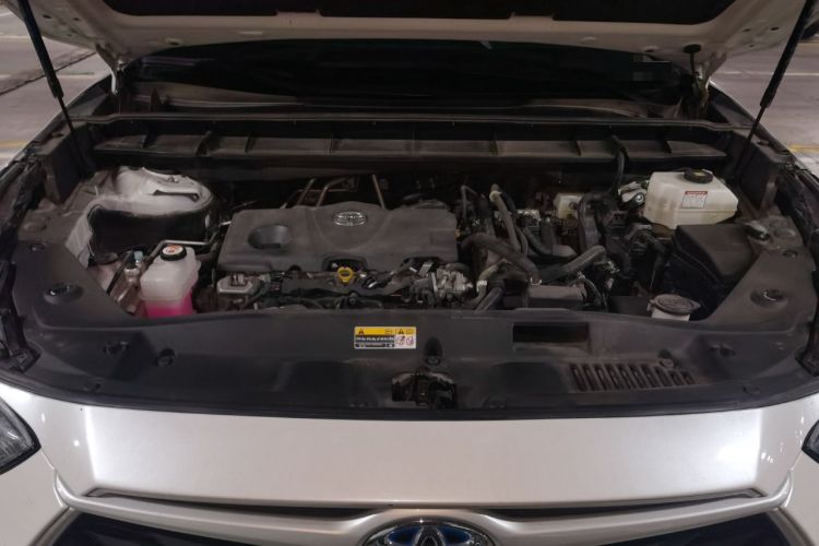 Used Toyota Highlander 2022 Dual-Engine 2.5L Two-Wheel Drive Elite Edition 5 Seats Engine Bay