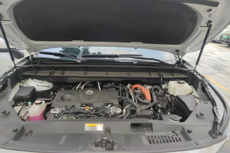 Used Toyota Highlander 2022 Dual-Engine 2.5L Four-Wheel Drive Prestige Version 7 Seats Engine Bay