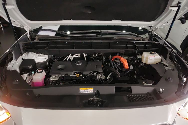 Used Toyota Highlander 2022 Dual-Engine 2.5L Four-Wheel Drive Prestige Version 7 Seats Engine Bay