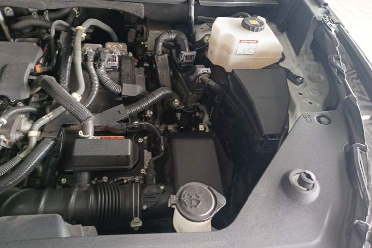 Used Toyota Highlander 2022 Dual-Engine 2.5L Two-Wheel Drive Elite Edition 5 Seats Engine Bay Left