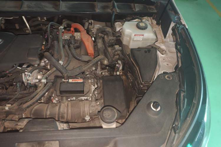 Used Toyota Highlander 2022 Dual-Engine 2.5L 4x4 Elite Edition 7-Seater Engine Bay Left