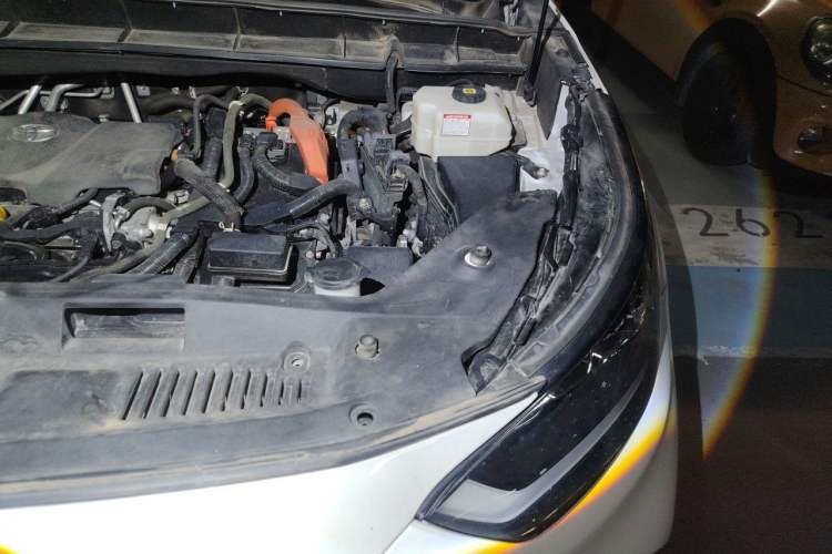 Used Toyota Highlander 2022 Dual-Engine 2.5L Four-Wheel Drive Supreme Edition 7-Seater Engine Bay Left