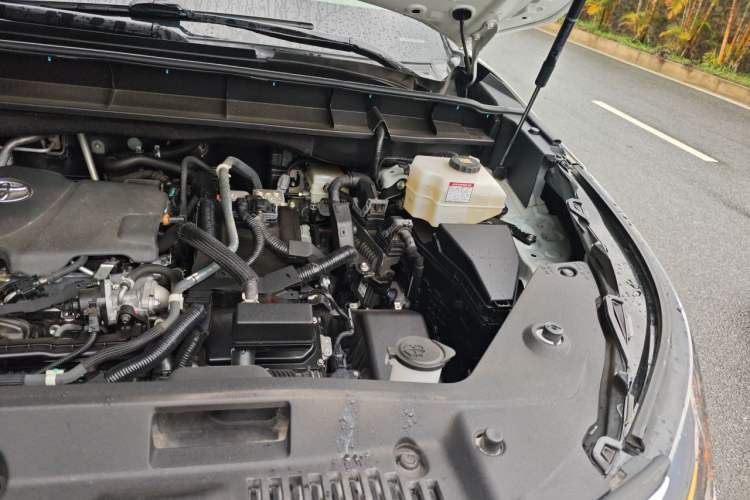 Used Toyota Highlander 2022 Dual-Engine 2.5L Two-Wheel Drive Prestige Edition 7-Seater Engine Bay Left