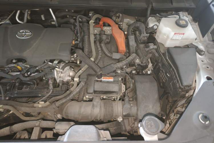 Used Toyota Highlander 2022 Dual-Engine 2.5L Four-Wheel Drive Prestige Version 7 Seats Engine Bay Left