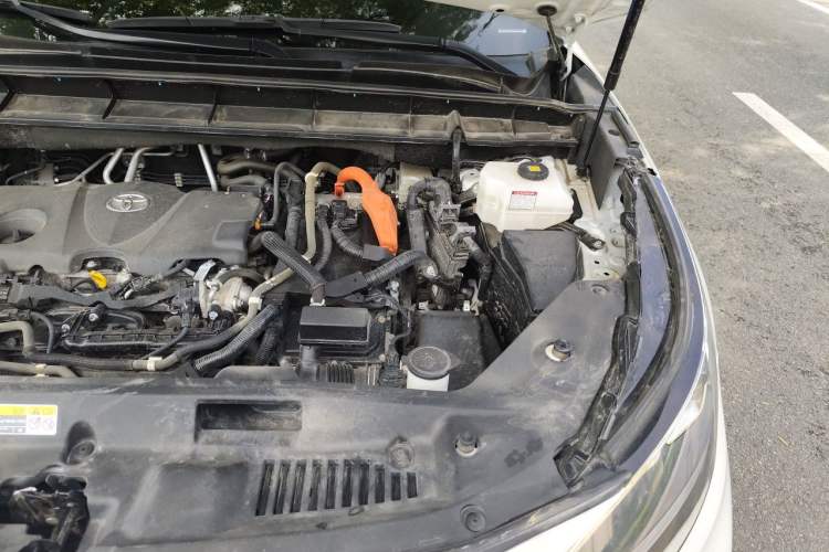 Used Toyota Highlander 2022 Dual-Engine 2.5L Four-Wheel Drive Prestige Version 7 Seats Engine Bay Left