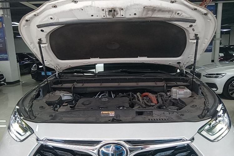 Used Toyota Highlander 2022 Dual-Engine 2.5L Four-Wheel Drive Supreme Edition 7-Seater Engine Bay