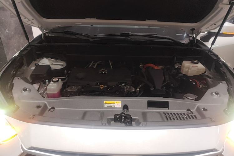 Used Toyota Highlander 2022 Dual-Engine 2.5L Four-Wheel Drive Prestige Version 7 Seats Engine Bay