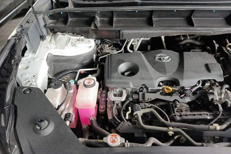 Used Toyota Highlander 2022 Dual-Engine 2.5L Two-Wheel Drive Elite Edition 5 Seats Engine Bay Right