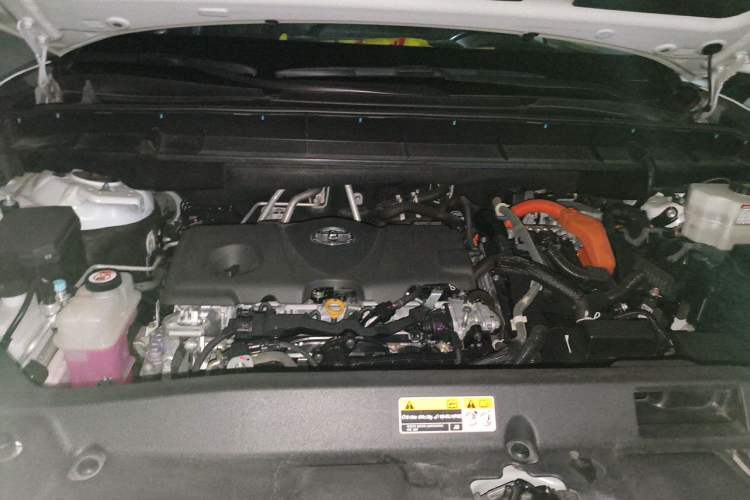 Used Toyota Highlander 2022 Dual-Engine 2.5L Four-Wheel Drive Prestige Version 7 Seats Engine Bay Right