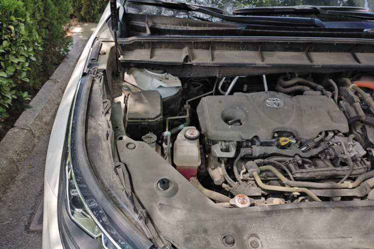 Used Toyota Highlander 2022 Dual-Engine 2.5L Four-Wheel Drive Prestige Version 7 Seats Engine Bay Right