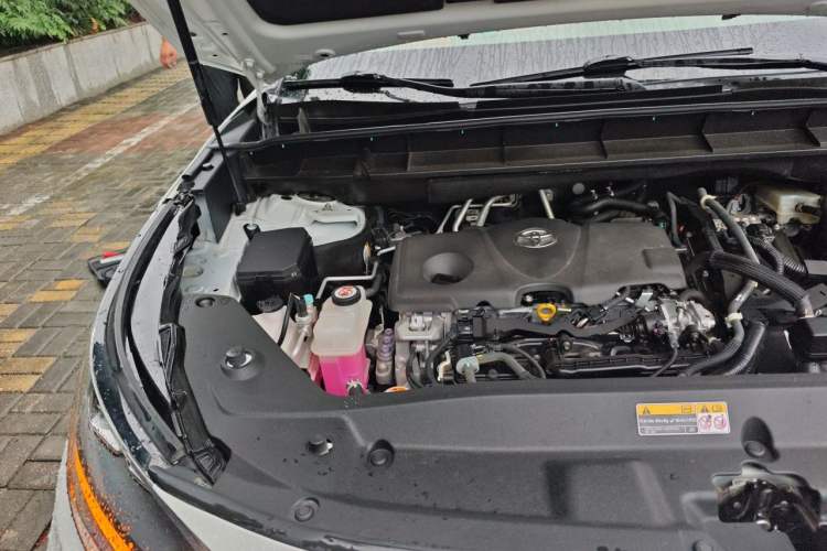 Used Toyota Highlander 2022 Dual-Engine 2.5L Two-Wheel Drive Prestige Edition 7-Seater Engine Bay Right