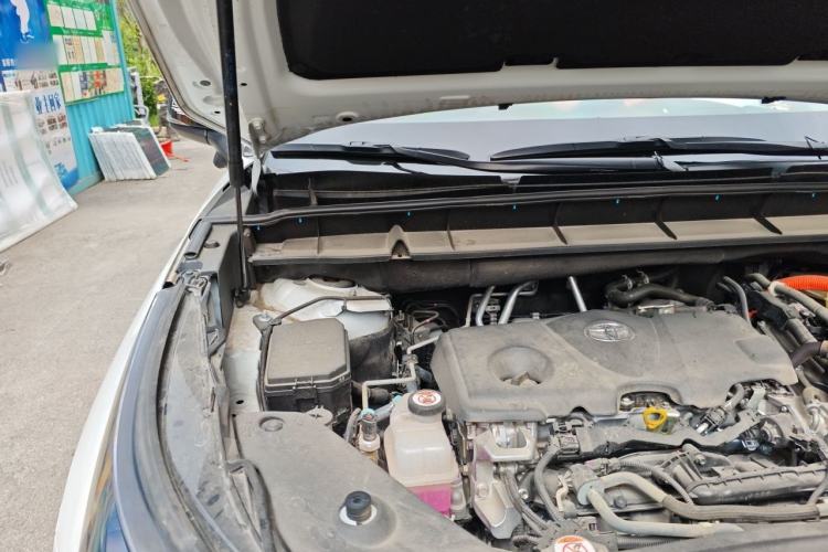 Used Toyota Highlander 2022 Dual-Engine 2.5L Four-Wheel Drive Prestige Version 7 Seats Engine Bay Right