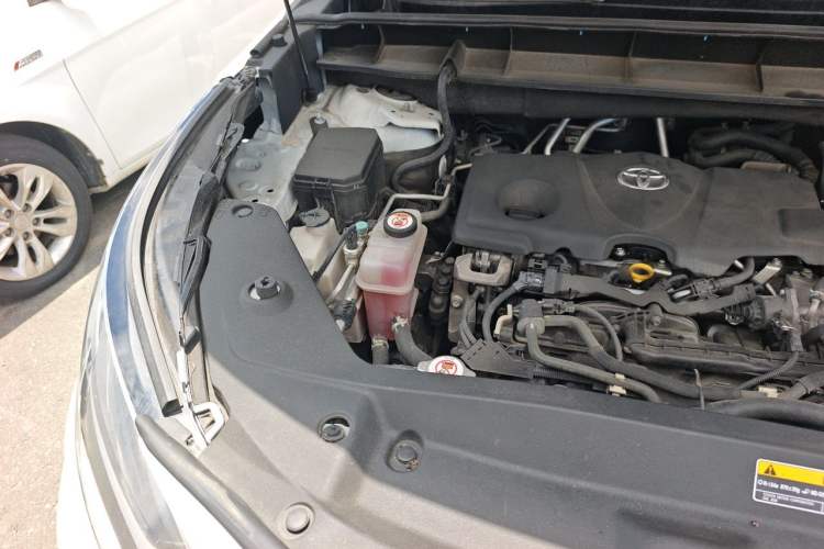 Used Toyota Highlander 2022 Dual-Engine 2.5L Four-Wheel Drive Supreme Edition 7-Seater Engine Bay Right