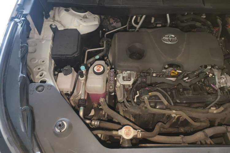 Used Toyota Highlander 2022 Dual-Engine 2.5L Four-Wheel Drive Prestige Version 7 Seats Engine Bay Right