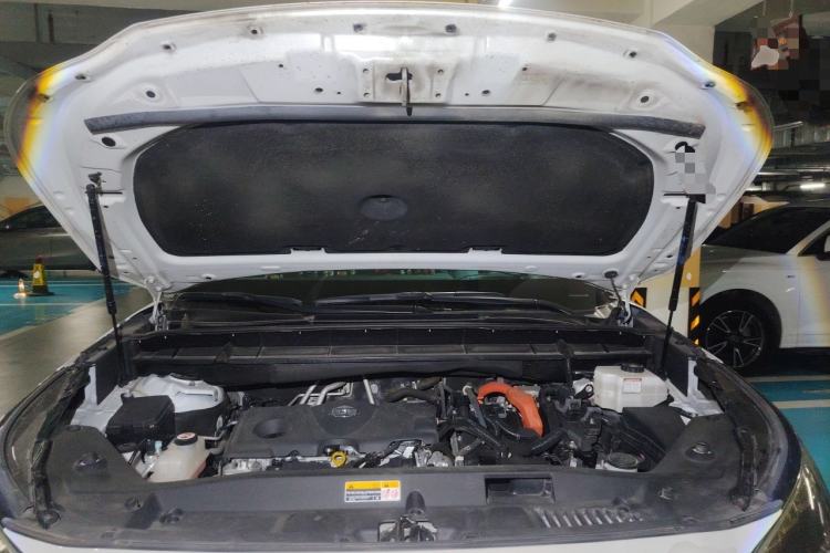 Used Toyota Highlander 2022 Dual-Engine 2.5L Four-Wheel Drive Prestige Version 7 Seats Engine Bay