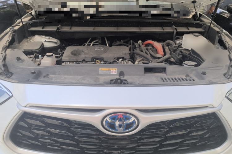Used Toyota Highlander 2022 Dual-Engine 2.5L Four-Wheel Drive Prestige Version 7 Seats Engine Bay